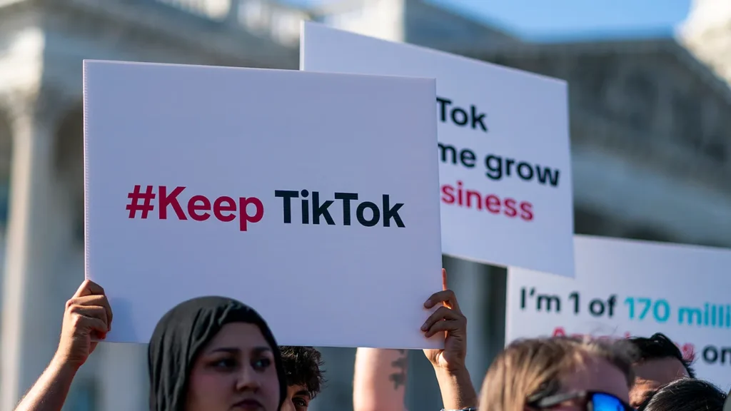 TikTok Warns That Serious Problems Could Arise If The Supreme Court Allows a Ban On The App | EMAIL SPOT