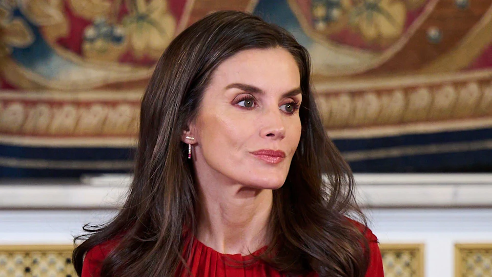 Queen Letizia proves her power dressing skills in vibrant ‘illusion’ suit