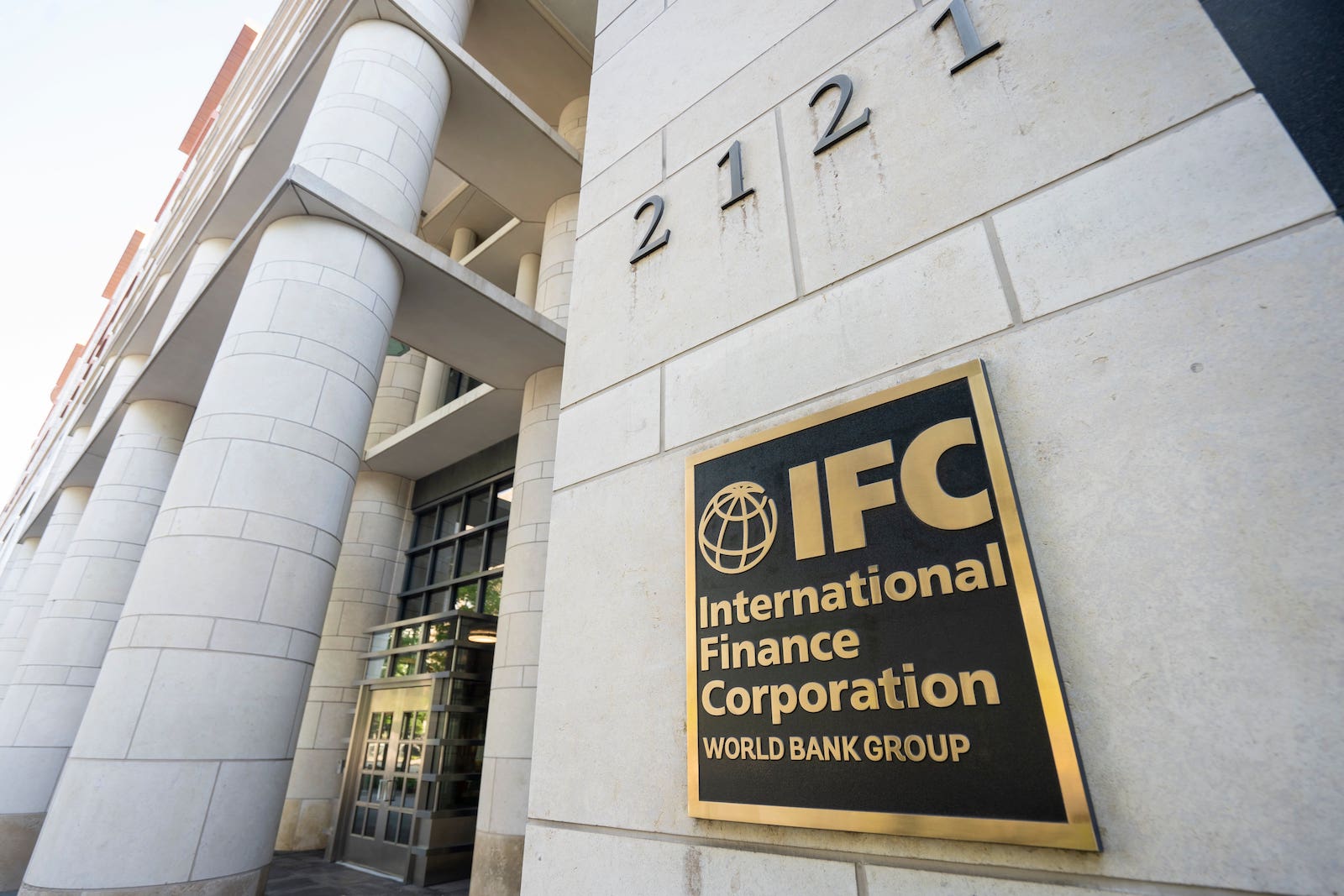 Landmark IFC Investment to Bolster Sustainable Infrastructure in Central and Eastern Europe